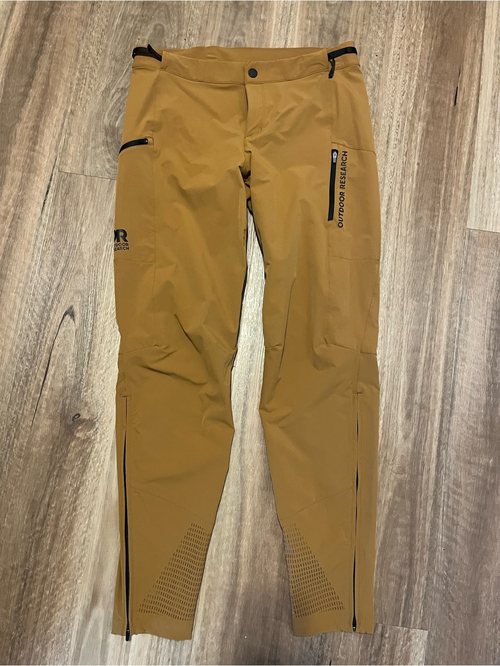 Outdoor Research Men's MTB riding pants.   Medium 32 w